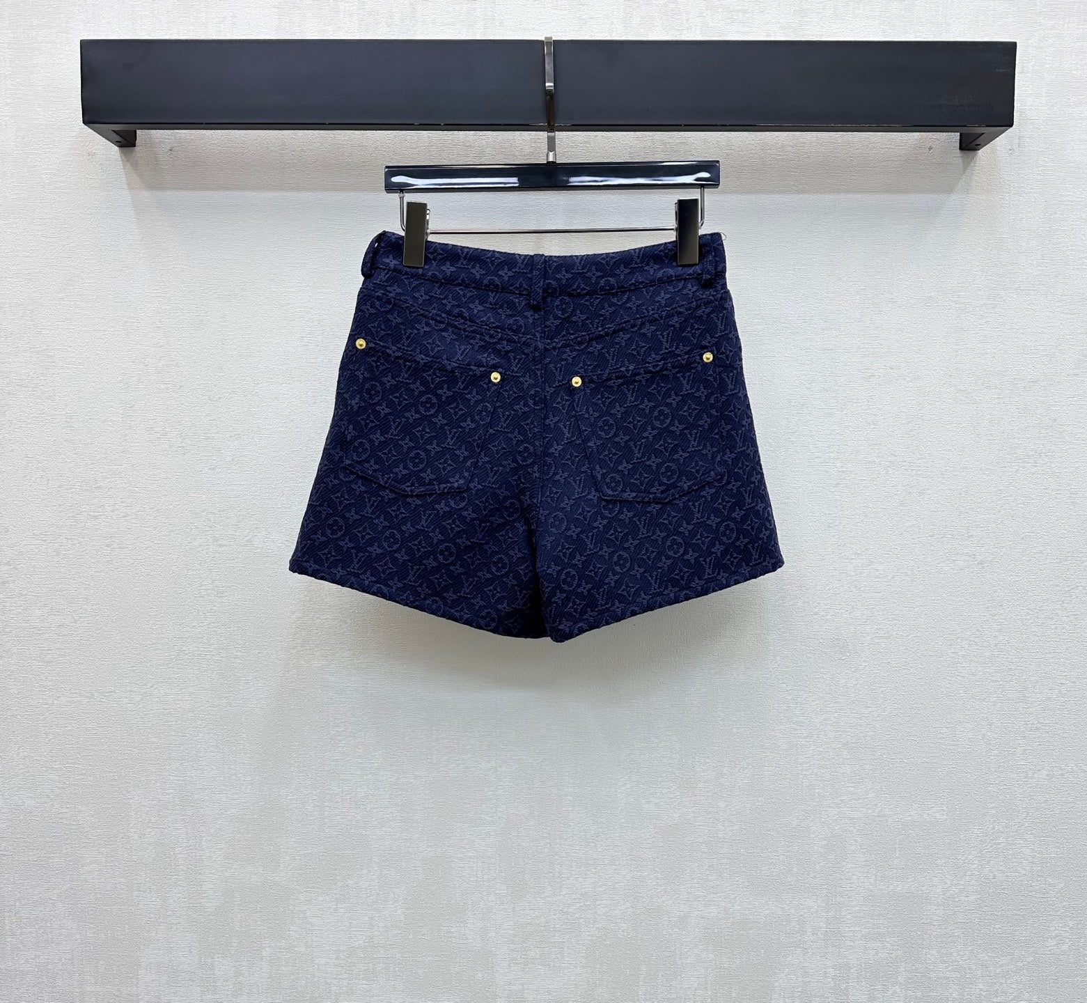 LV 26S SHORTS STYLE 221