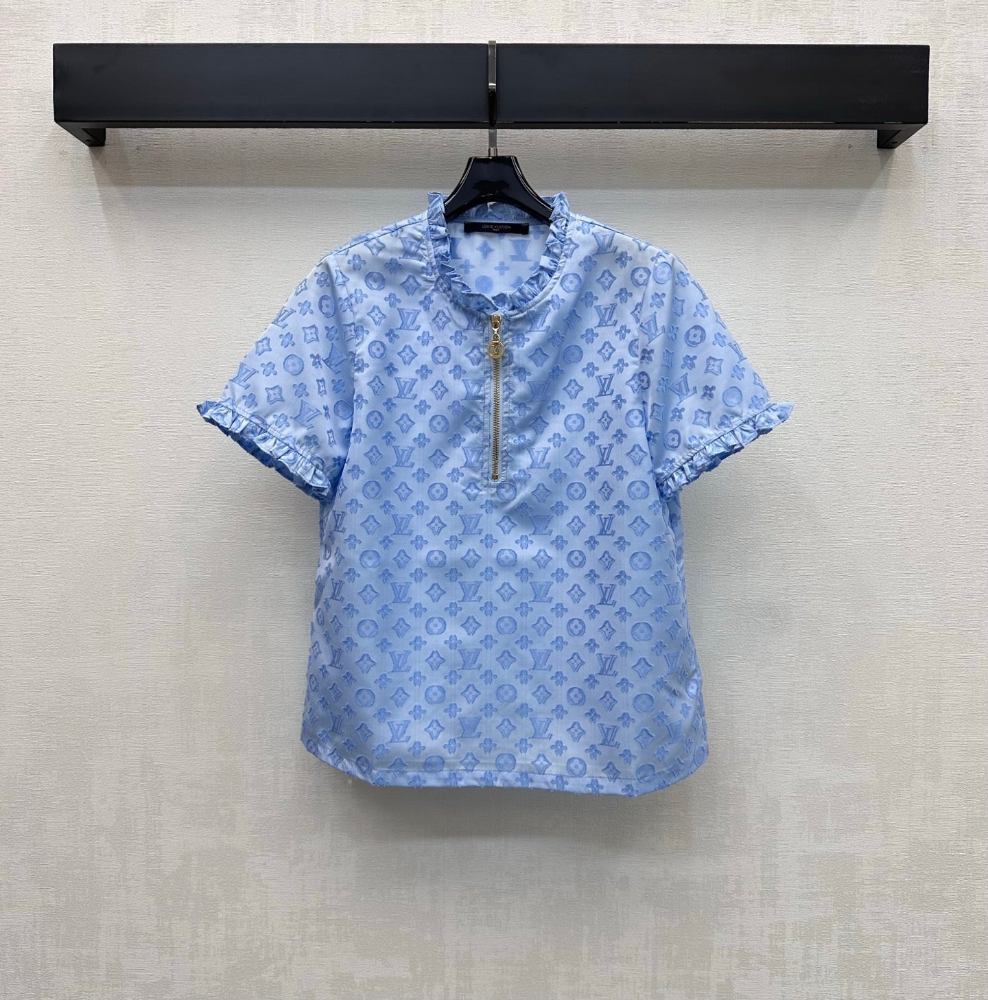 LV 26S SHORT-SLEEVE ZIP-UP SHIRT STYLE 201