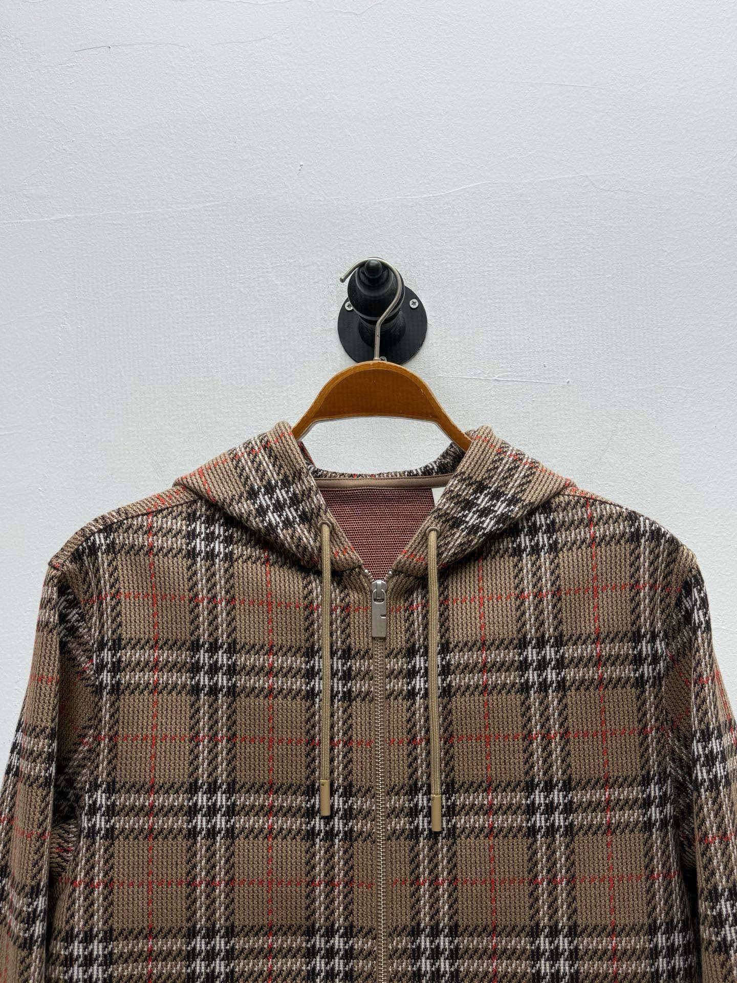 BURBERRY 26S JACKET 390