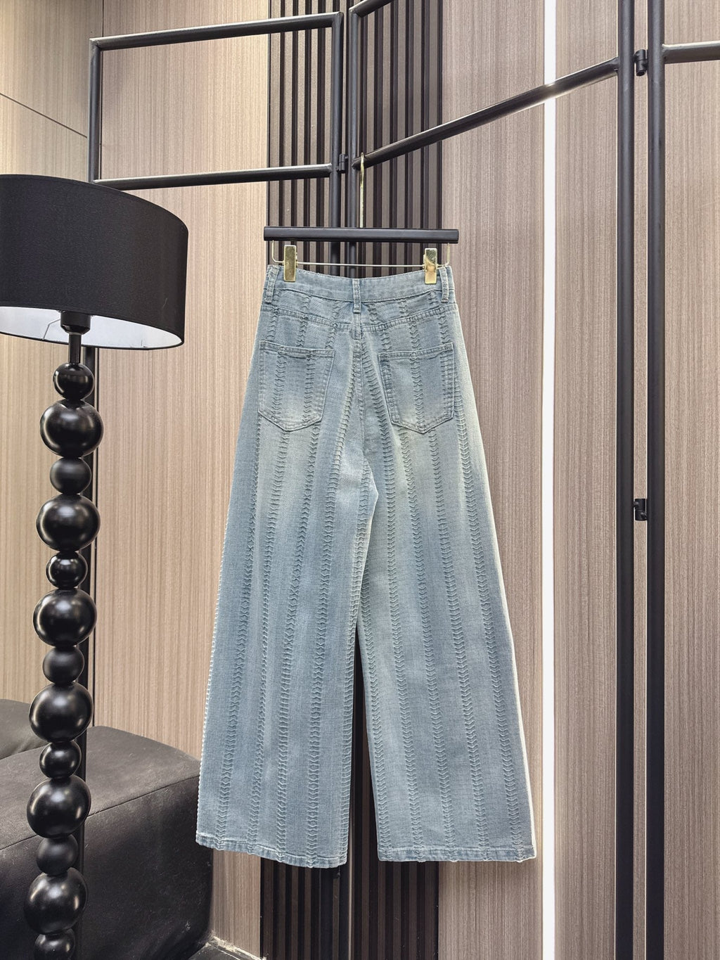 CHANEL 26S STRAIGHT-LEG JEANS 816