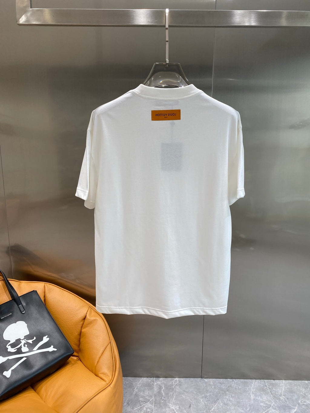 LV WHITE COTTON GRAFFITI T-SHIRT 238907