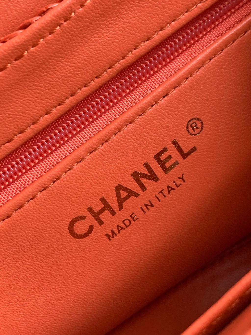 CHANEL 26S SMALL FRINGE KELLY 19 IN CORAL RED RAFFIA WOOD