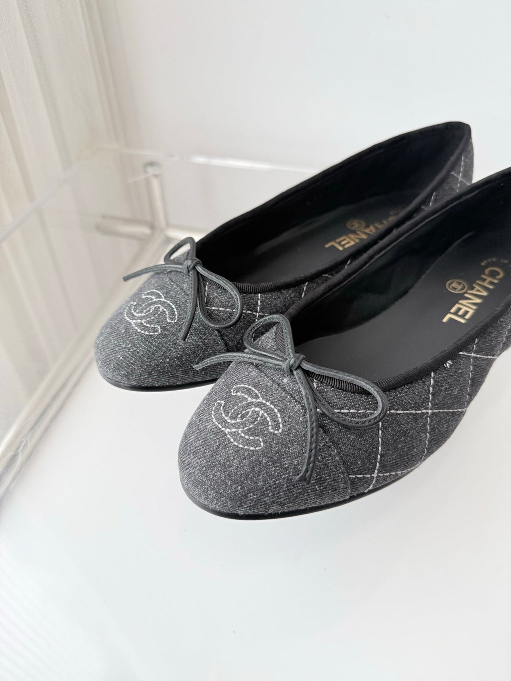 CHANEL 26S BALLET FLATS IN GREY DENIM WITH BOW
