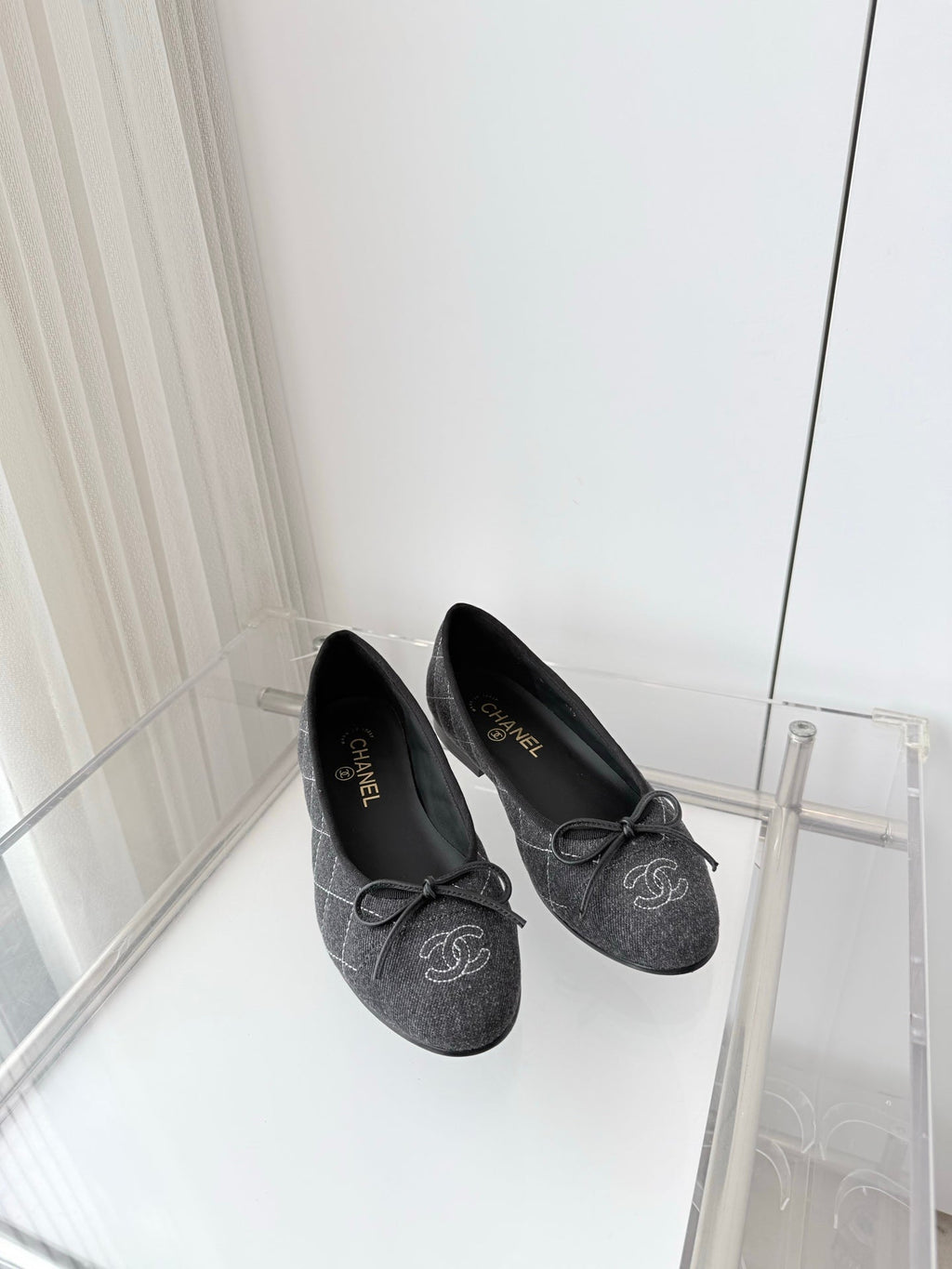 CHANEL 26S BALLET FLATS IN GREY DENIM WITH BOW