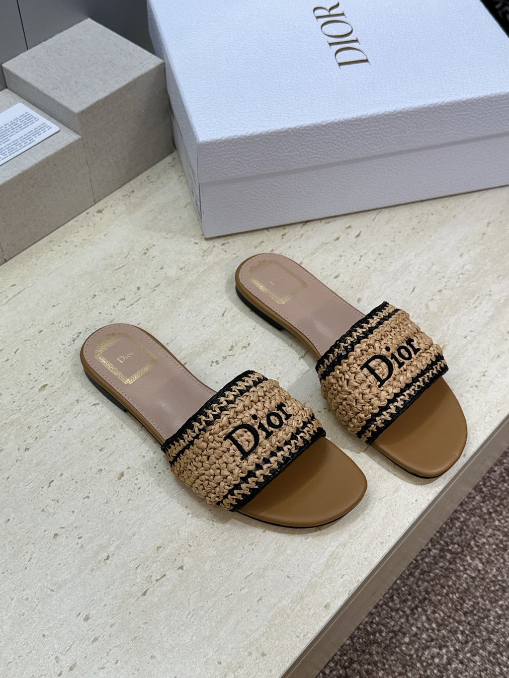 DIOR 26S D-WAY SLIDE IN BEIGE BLACK RAFFIA