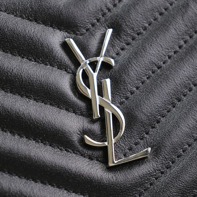 CLUTCH 36 IN BLACK QUILTED CALFSKIN SILVER BUCKLE