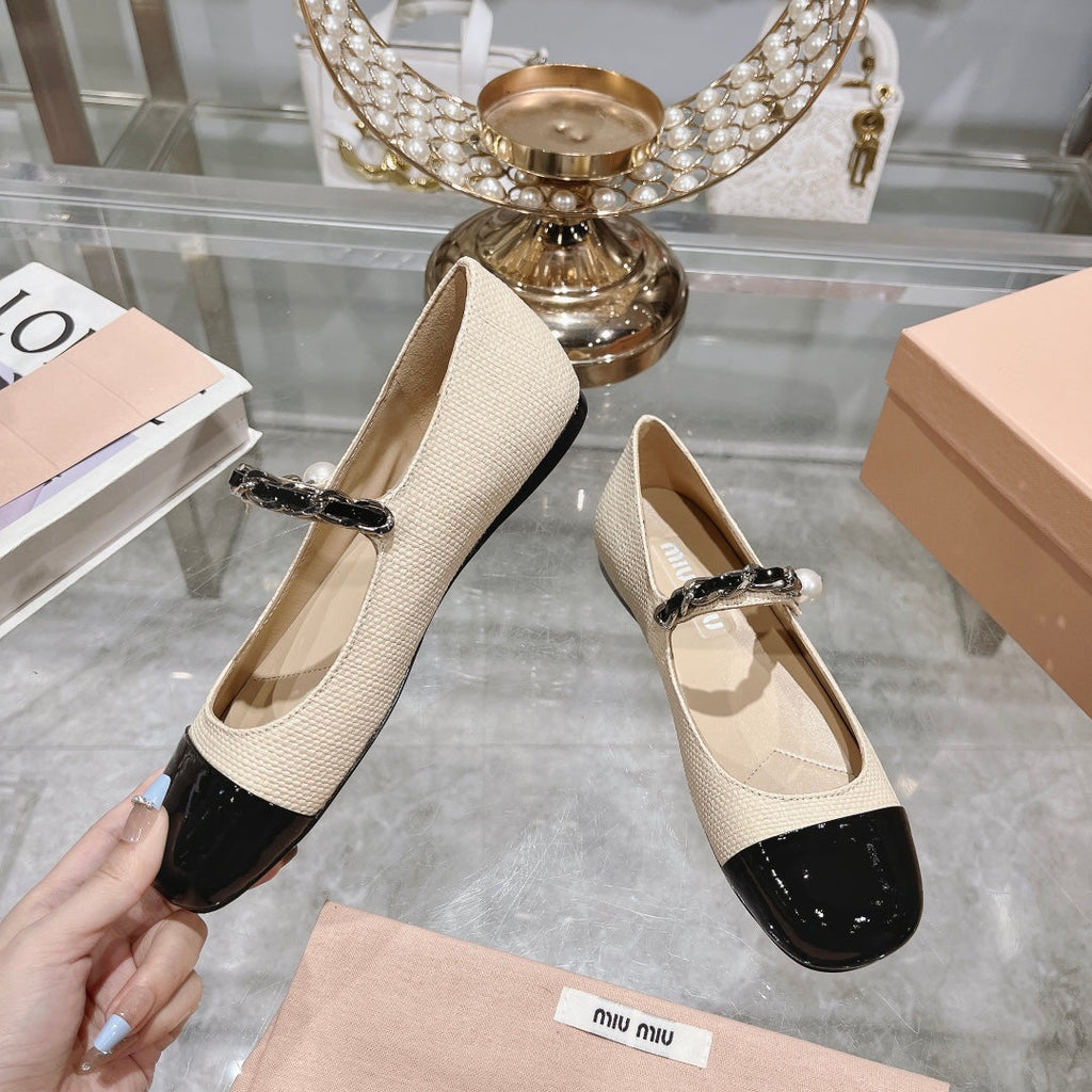 MARY JANE SANDAL CAP TOE BRIGHT CREAM SHEEPSKIN
