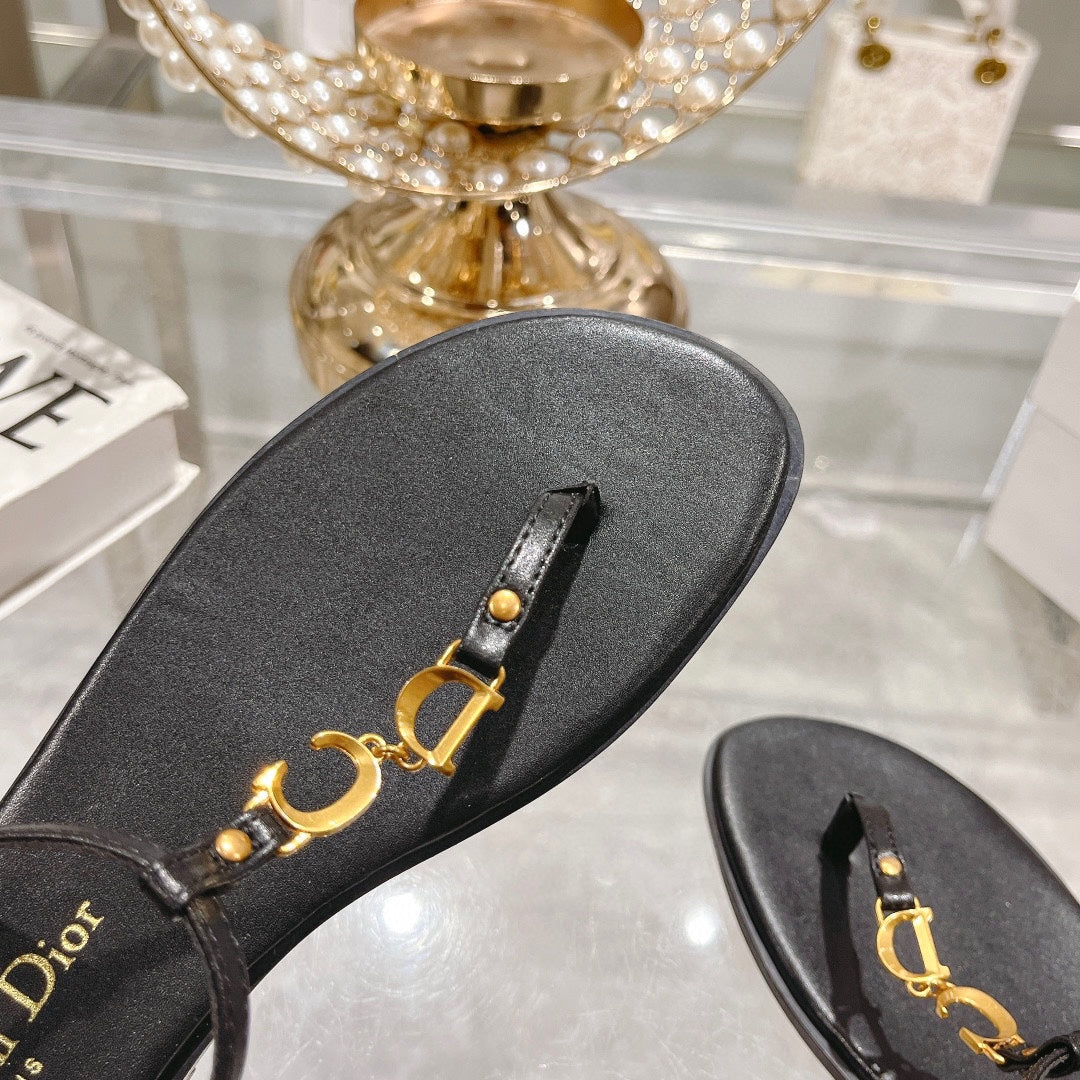 DIORIVIERA C'EST THONG SANDAL BLACK AQUAMARINA CALFSKIN