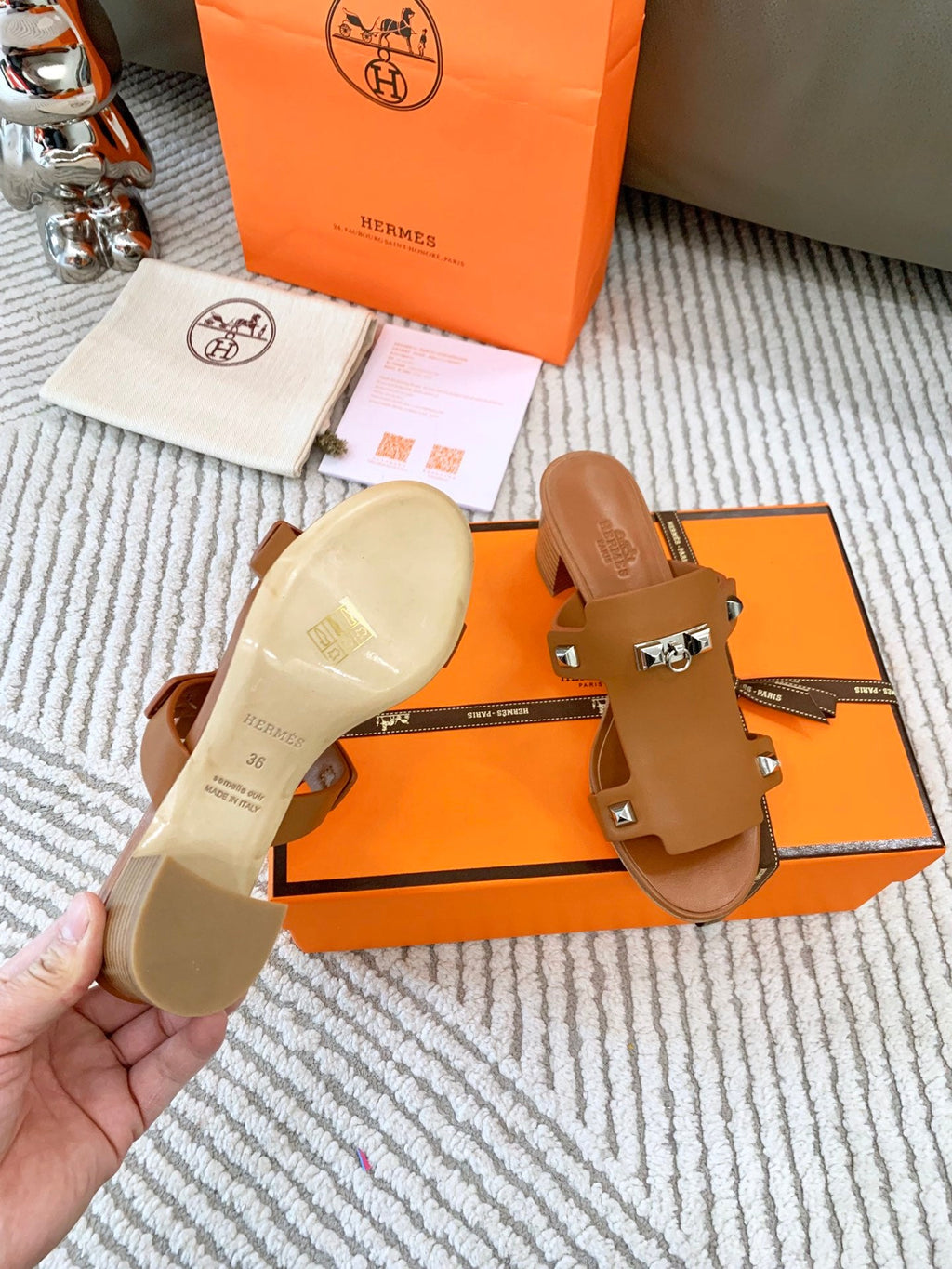 INVINCIBLE 50 SANDAL IN BRONZE BROWN CALFSKIN