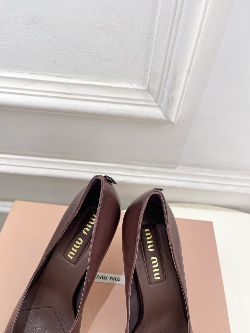 MIUMIU 26S POINTED TOE HIGH HEELS 85MM IN CHOCOLATE BROWN CALFSKIN