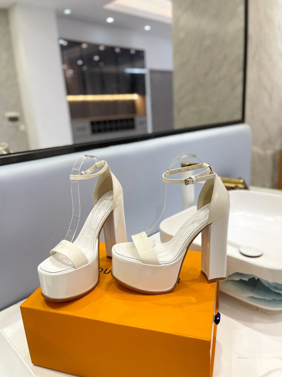 LV 26S HIGH HEEL SANDALS 145 MM IN CREAM WHITE CALFSKIN